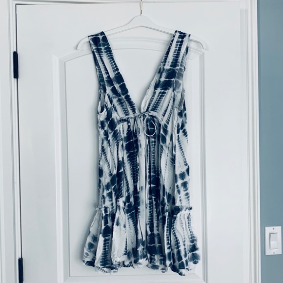 Dresses & Skirts - NWT Boutique Tie Dye Dress